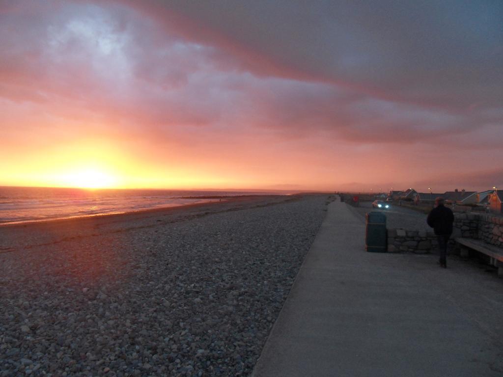 Llandwrog Bryn Mor Beach Hotel מראה חיצוני תמונה