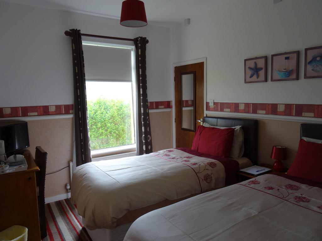 Llandwrog Bryn Mor Beach Hotel מראה חיצוני תמונה